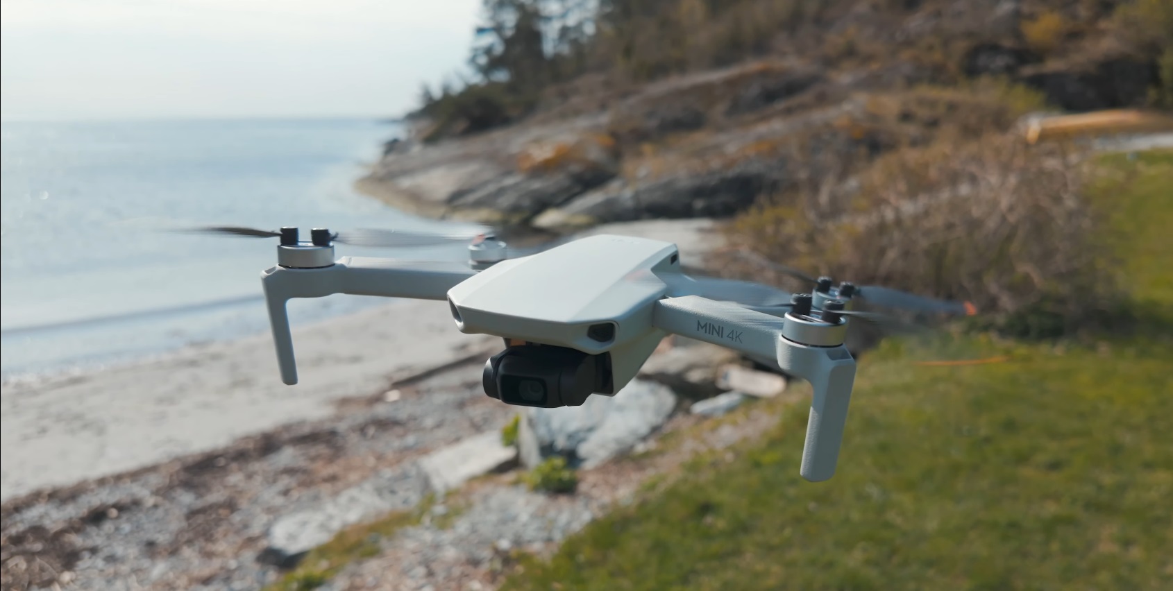 Le DJI Mini 4K embarque un capteur CMOS 1/2,3 pouces de 12 mégapixels.